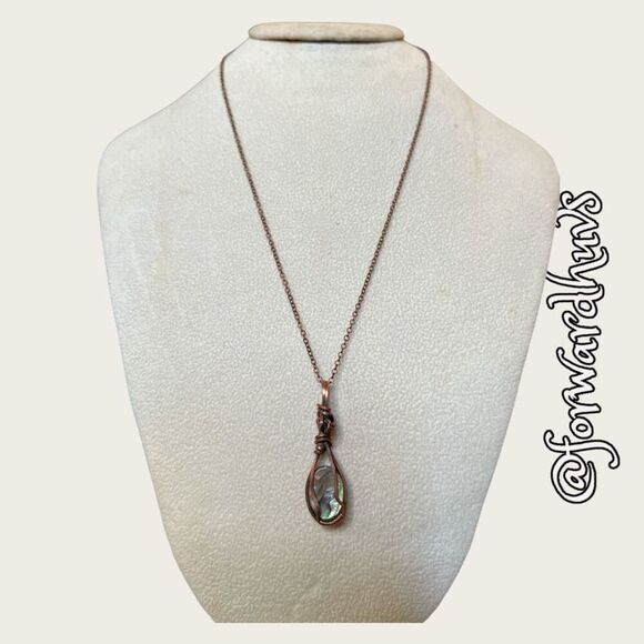 Hand Crafted Copper Wire & Abalone Pendant 18”Necklace - Picture 1 of 10